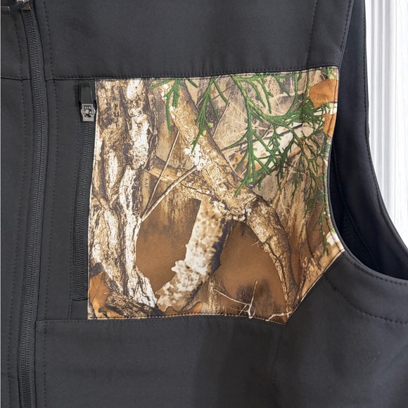 RealTree Men’s Vest - Picture 3 of 8